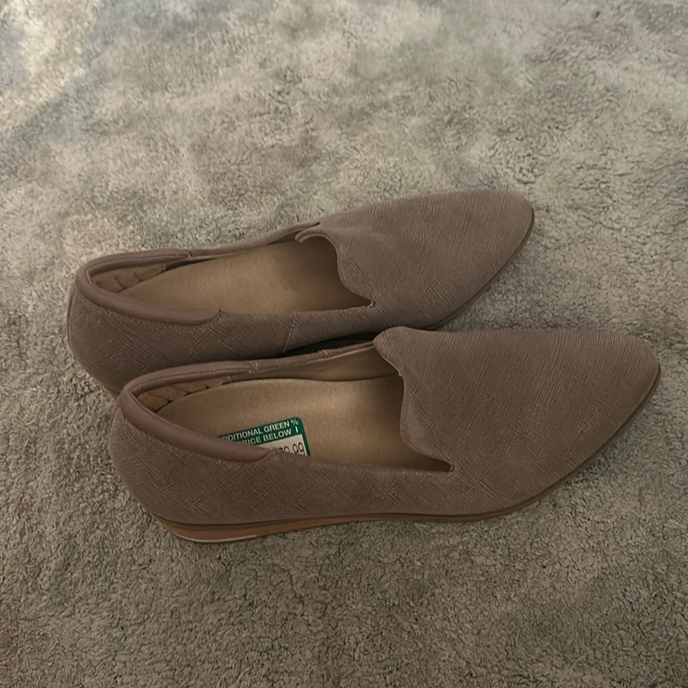 Dr Scholls tan flats